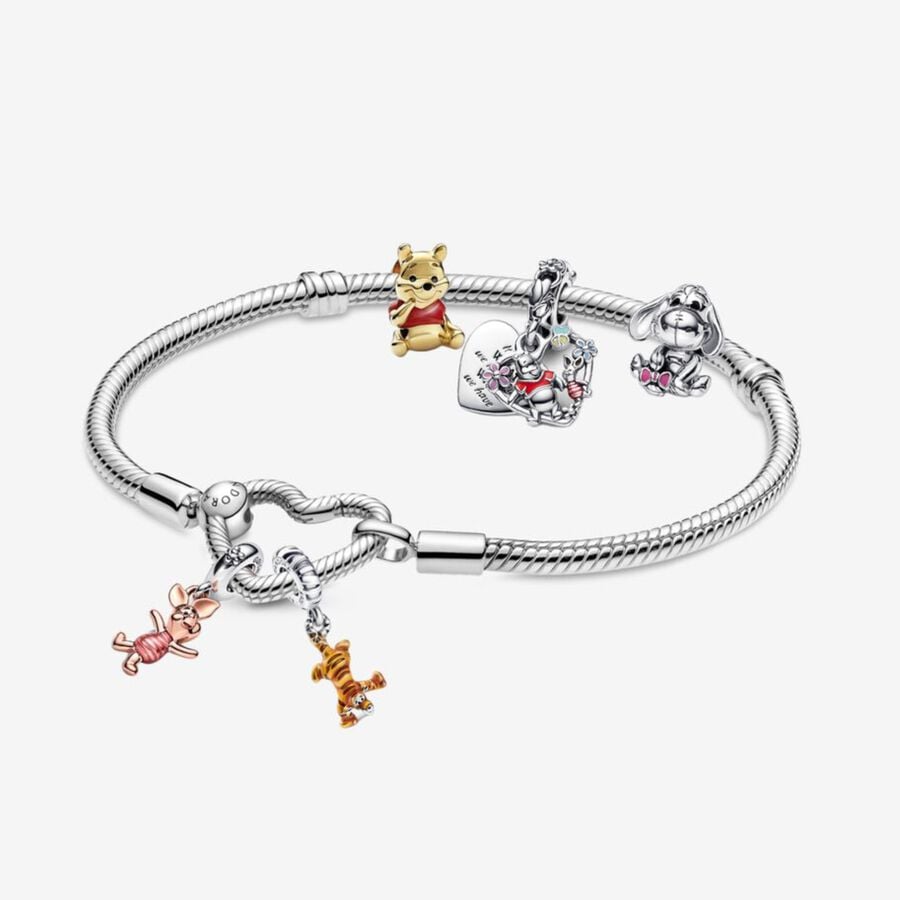 Disney Winnie The Pooh Full Charm & Bracelet Gift Set image number 0